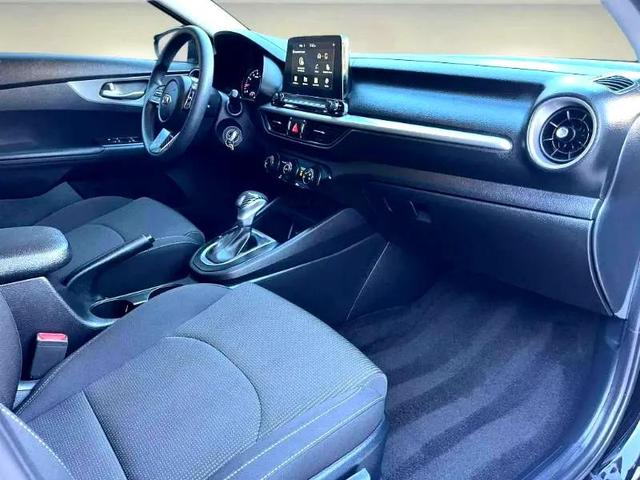 Photo of 2020 Aurora Black Kia Forte