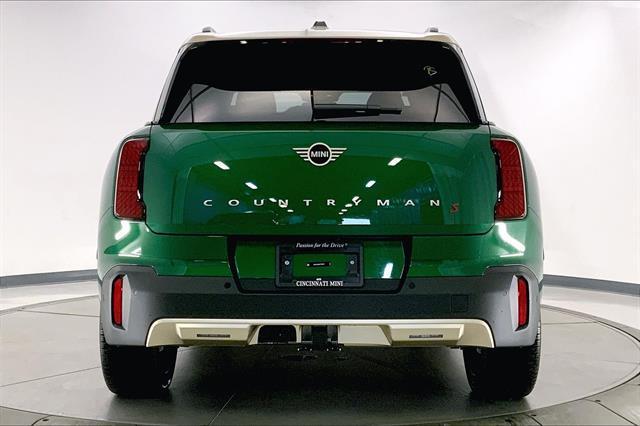 Photo of 2025 British Racing Green IV Metallic MINI Countryman