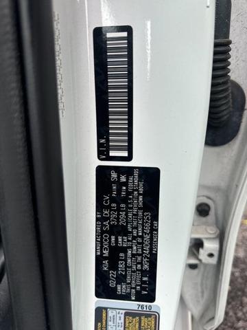 Photo of 2022 Snow White Pearl Kia Forte
