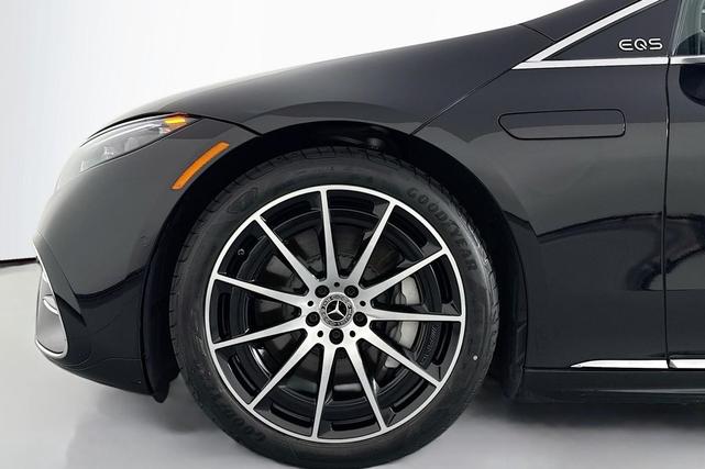 Photo of 2022 Obsidian Black Metallic Mercedes-Benz EQS 580