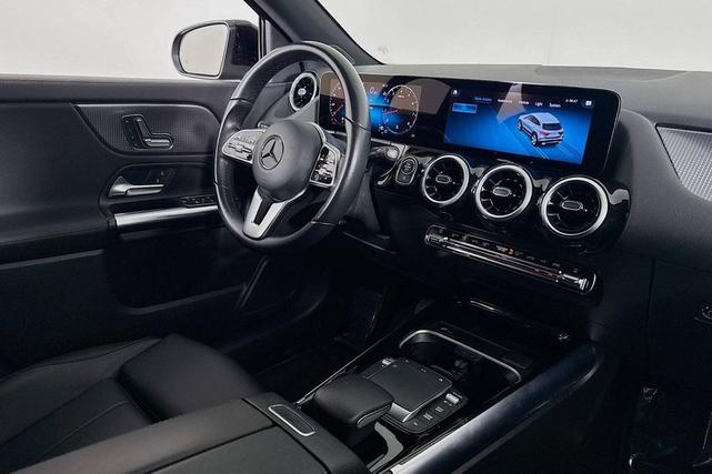 Photo of 2023 Night Black Mercedes-Benz GLA 250