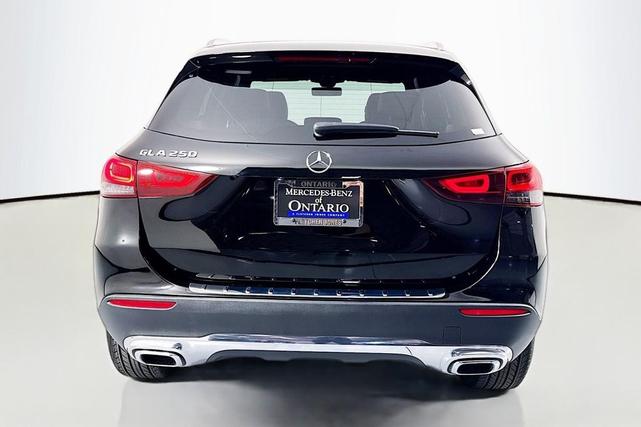 Photo of 2023 Night Black Mercedes-Benz GLA 250