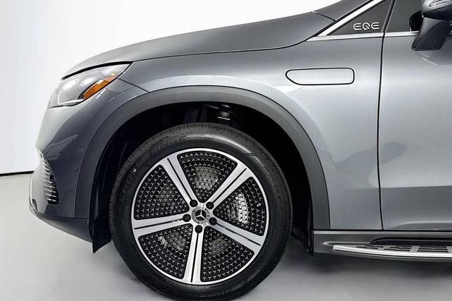 Photo of 2026 Selenite Grey Metallic Mercedes-Benz EQE 320