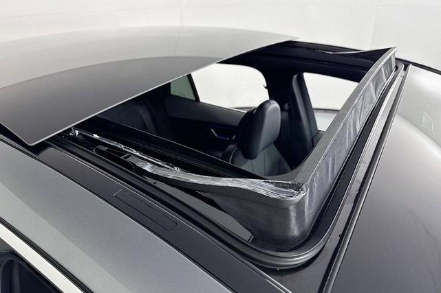 Photo of 2026 Selenite Grey Metallic Mercedes-Benz EQE 320