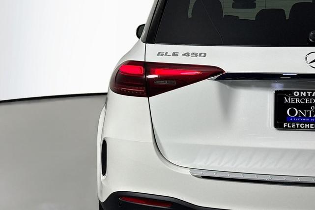 Photo of 2026 Polar White Mercedes-Benz GLE 450