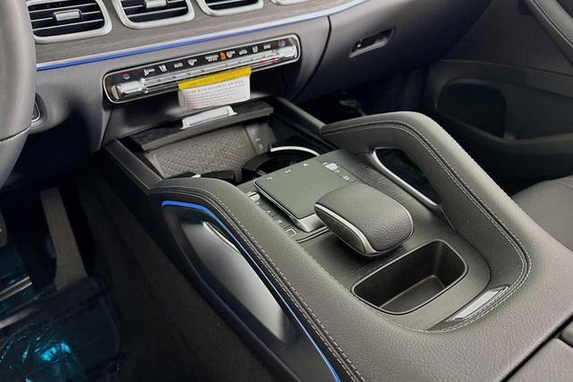 Photo of 2026 Polar White Mercedes-Benz GLE 450