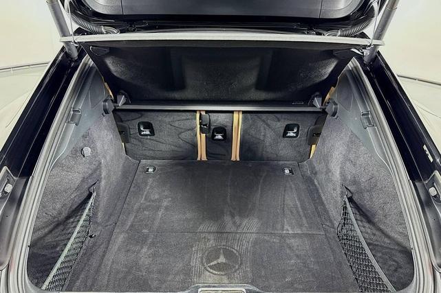 Photo of 2020 Black Porsche Panamera