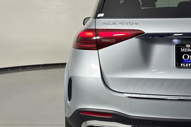 Photo of 2026 Cirrus Silver Metallic Mercedes-Benz GLE 450e