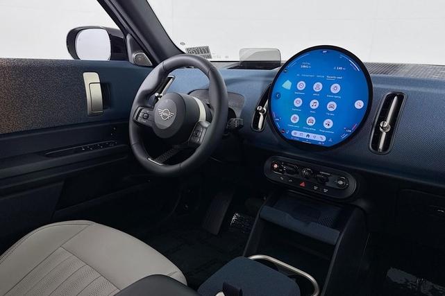 Photo of 2025 Slate Blue Metallic MINI Countryman