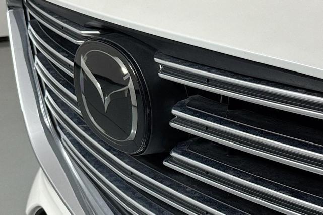 Photo of 2021 Snowflake White Pearl Mica Mazda CX-9