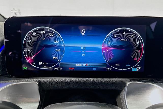 Photo of 2025 Night Black Mercedes-Benz GLB 250