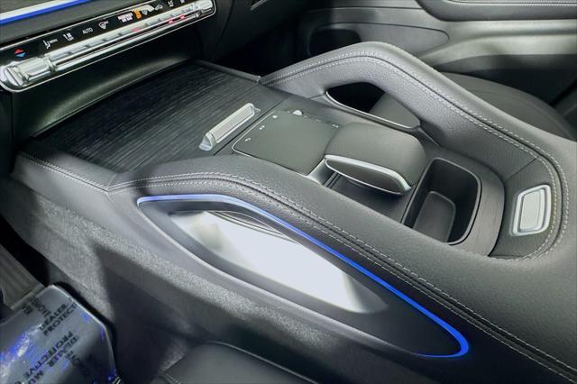 Photo of 2025 Obsidian Black Metallic Mercedes-Benz GLE 450e