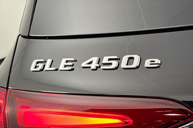 Photo of 2025 Obsidian Black Metallic Mercedes-Benz GLE 450e