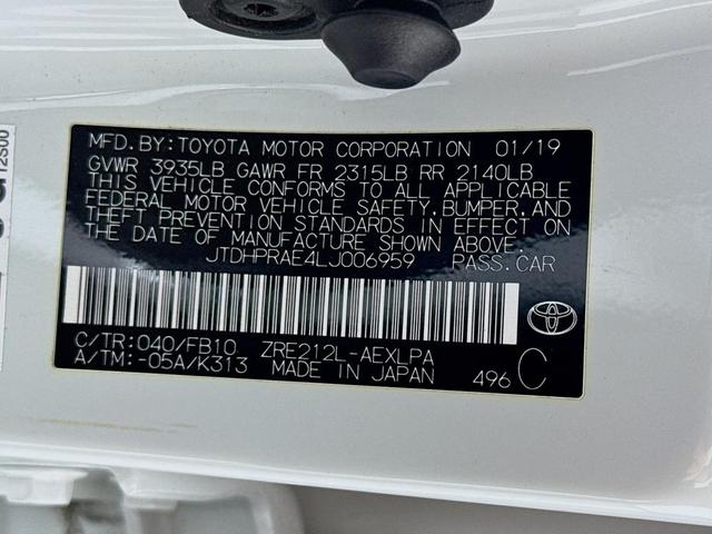 Photo of 2020 Super White Toyota Corolla