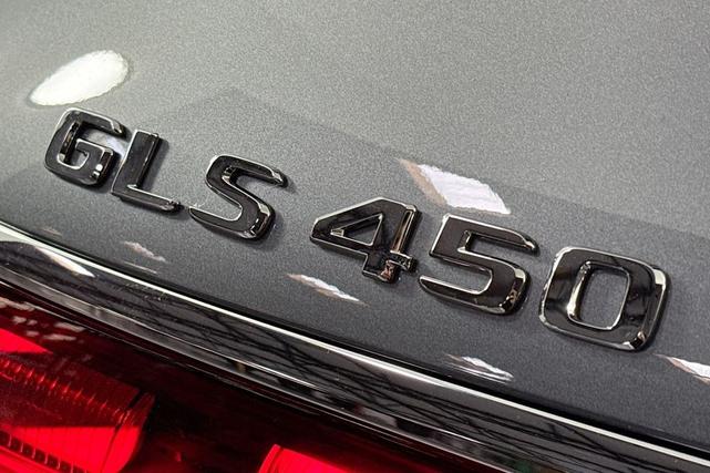 Photo of 2025 Selenite Grey Metallic Mercedes-Benz GLS 450