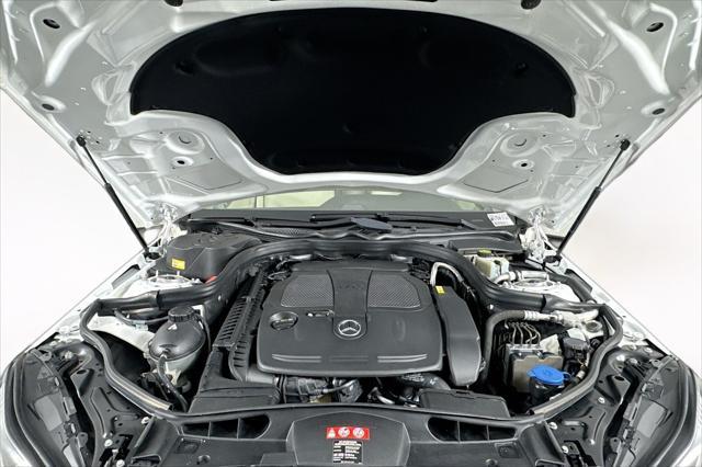 Photo of 2014 Polar White Mercedes-Benz E-Class