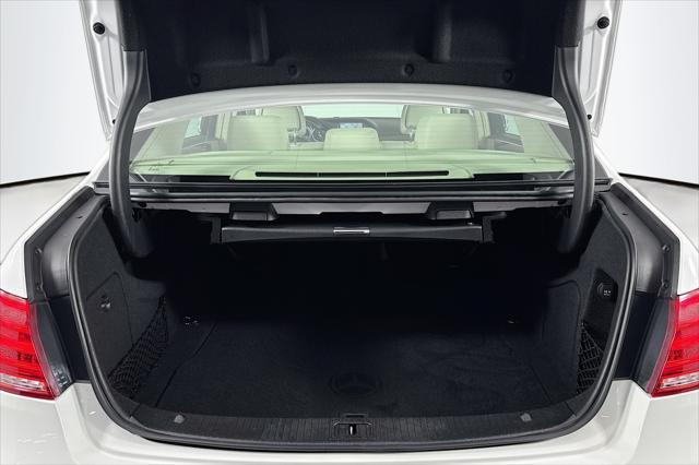 Photo of 2014 Polar White Mercedes-Benz E-Class