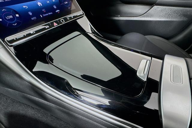 Photo of 2025 Black Mercedes-Benz C-Class