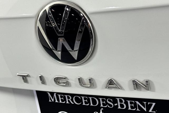 Photo of 2022 Pure White Volkswagen Tiguan