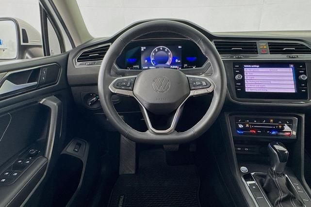 Photo of 2022 Pure White Volkswagen Tiguan