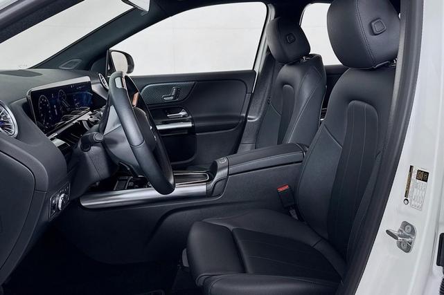 Photo of 2025 Polar White Mercedes-Benz GLA 250