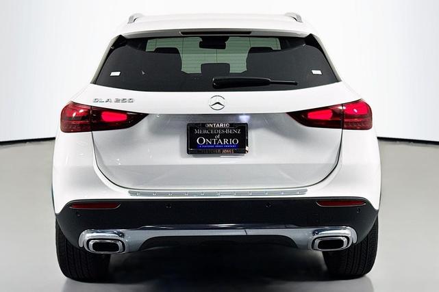 Photo of 2025 Polar White Mercedes-Benz GLA 250