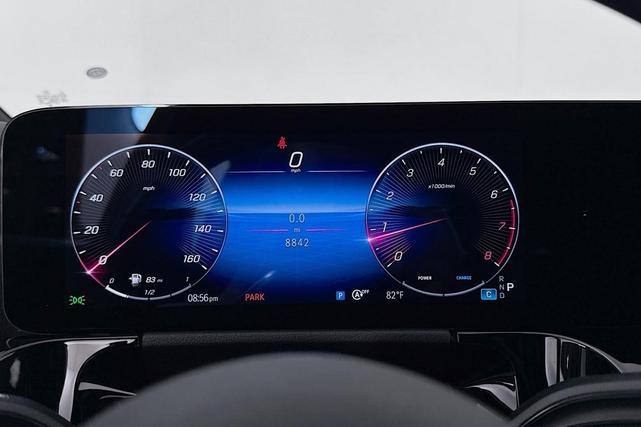 Photo of 2025 Polar White Mercedes-Benz GLA 250