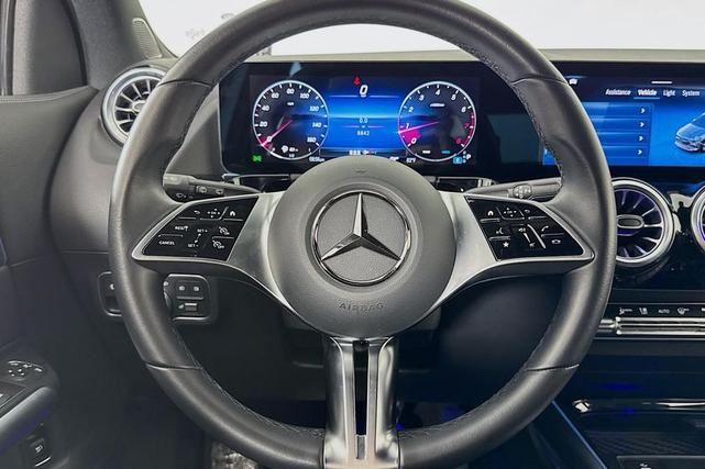Photo of 2025 Polar White Mercedes-Benz GLA 250