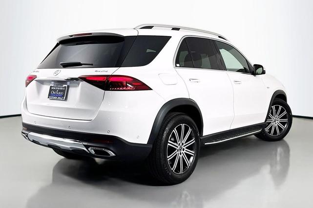 Photo of 2025 Polar White Mercedes-Benz GLE 450e