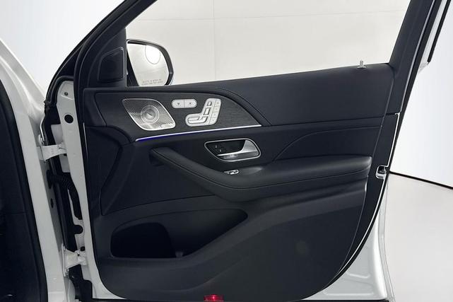 Photo of 2025 Polar White Mercedes-Benz AMG GLE 53