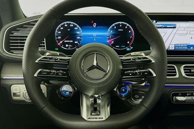Photo of 2025 Polar White Mercedes-Benz AMG GLE 53