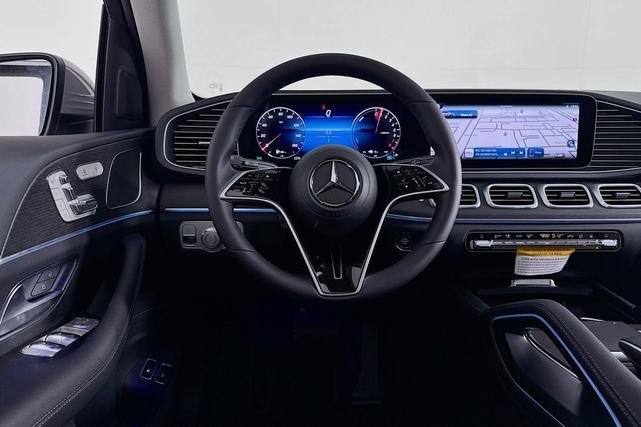 Photo of 2026 MANUFAKTUR Alpine Grey Mercedes-Benz GLE 450e