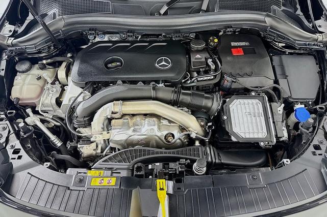 Photo of 2025 Night Black Mercedes-Benz GLA 250