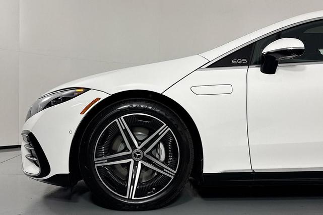Photo of 2025 Polar White Mercedes-Benz EQS 450