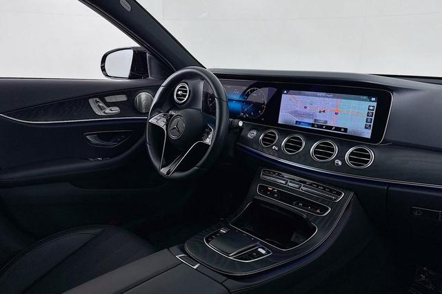 Photo of 2022 Black Mercedes-Benz E-Class