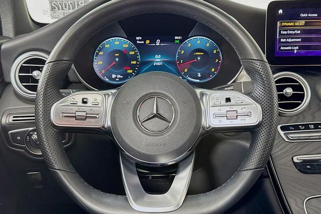 Photo of 2022 Polar White Mercedes-Benz GLC 300