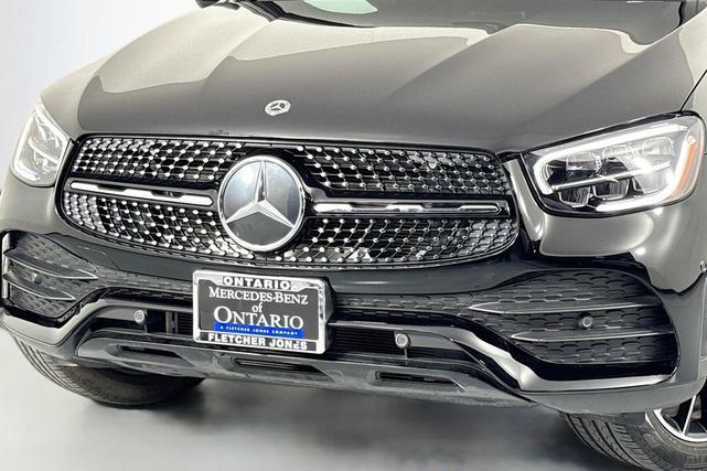 Photo of 2022 Black Mercedes-Benz GLC 300