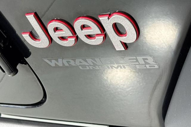 Photo of 2022 Black Clearcoat Jeep Wrangler Unlimited