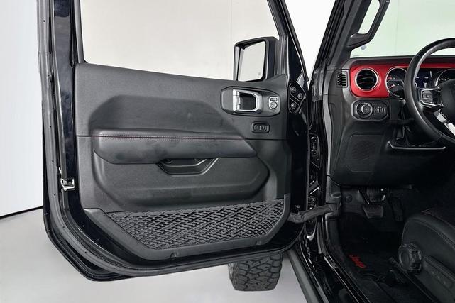 Photo of 2022 Black Clearcoat Jeep Wrangler Unlimited