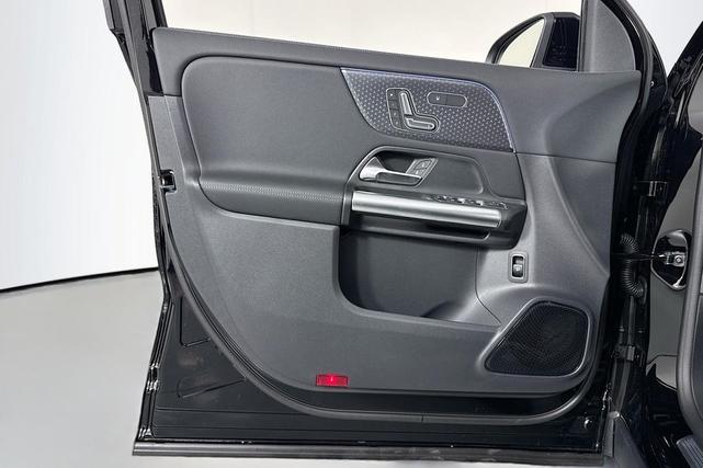 Photo of 2026 Night Black Mercedes-Benz GLA 250