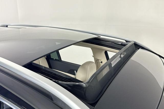 Photo of 2025 Obsidian Black Metallic Mercedes-Benz GLS 450