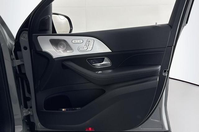 Photo of 2025 MANUFAKTUR Alpine Grey Mercedes-Benz GLE 350
