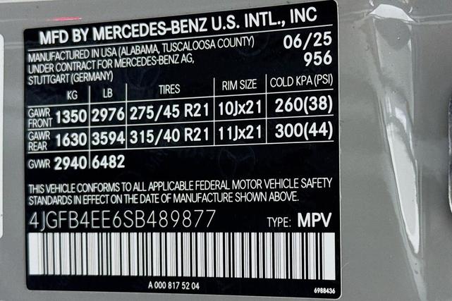 Photo of 2025 MANUFAKTUR Alpine Grey Mercedes-Benz GLE 350