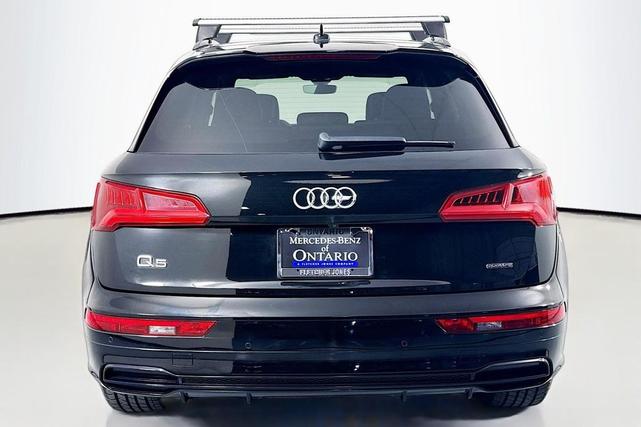 Photo of 2020 Mythos Black Metallic Audi Q5
