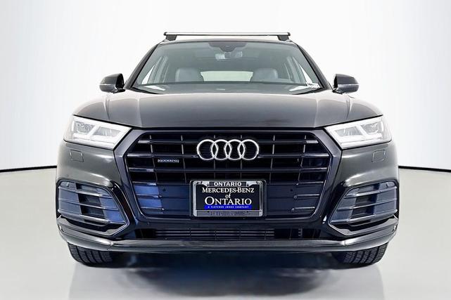 Photo of 2020 Mythos Black Metallic Audi Q5