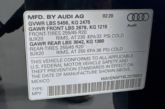 Photo of 2020 Mythos Black Metallic Audi Q5