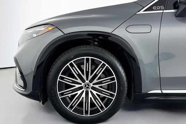 Photo of 2023 Selenite Grey Metallic Mercedes-Benz EQS 450