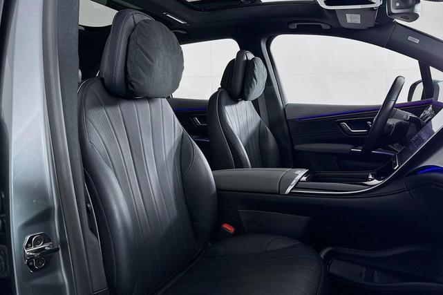 Photo of 2023 Selenite Grey Metallic Mercedes-Benz EQS 450