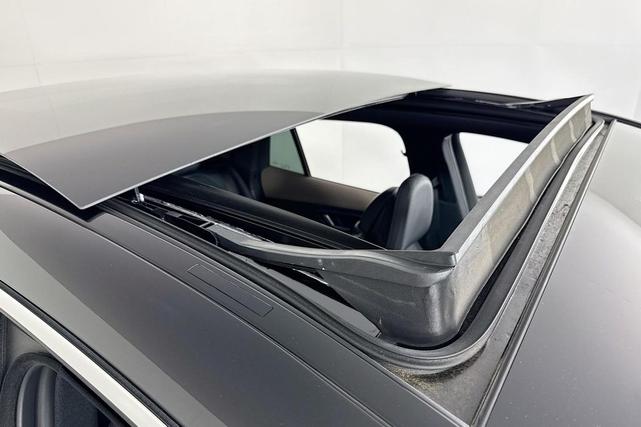 Photo of 2023 Obsidian Black Metallic Mercedes-Benz EQE 350+