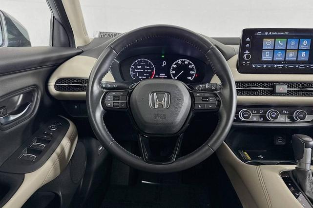 Photo of 2023 Lunar Silver Metallic Honda HR-V